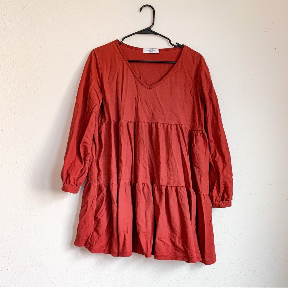 Carly Jean LA Tiered Tunic / M